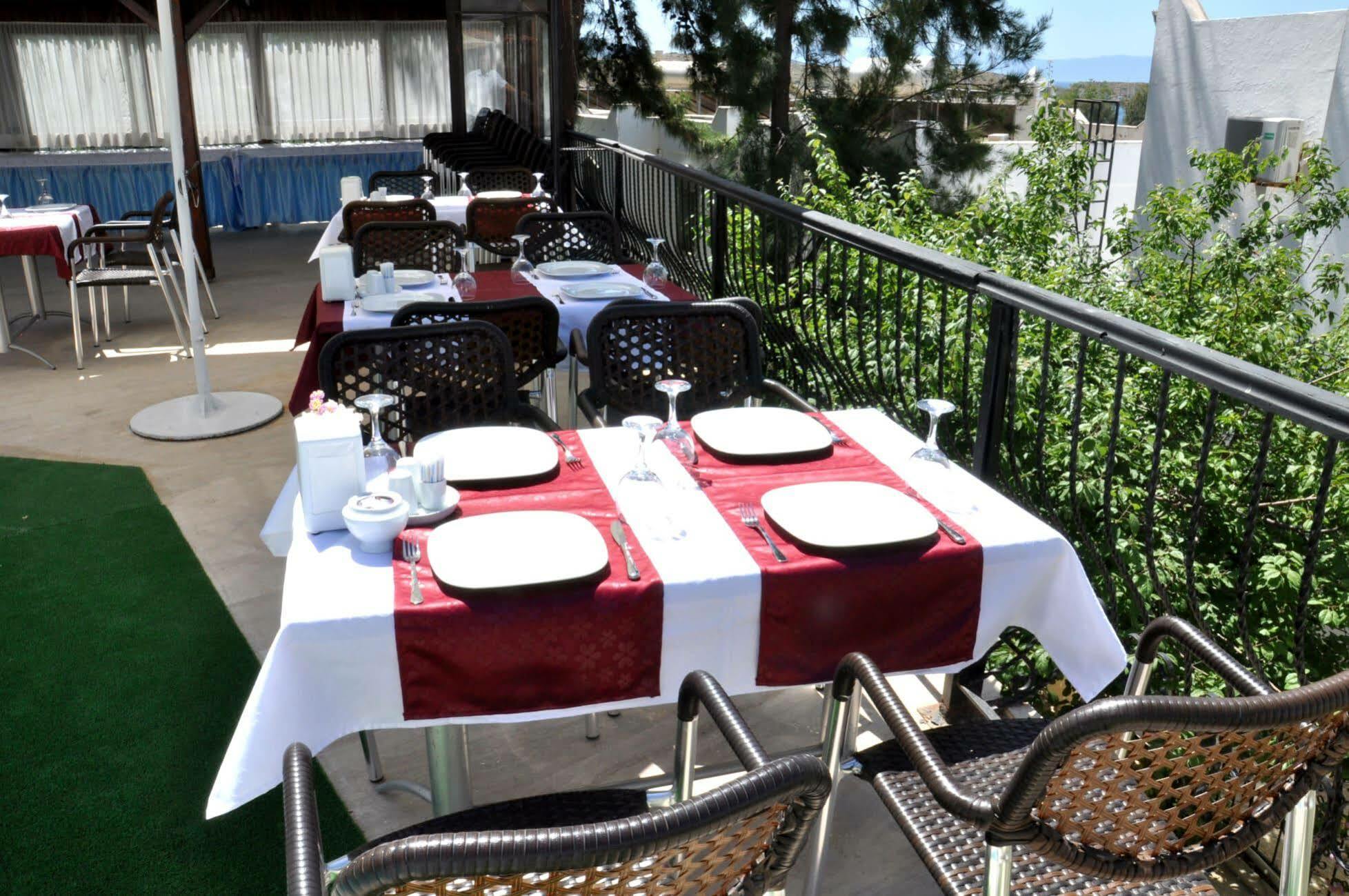 Gloriatibi Jarra Hotel Gümbet Exterior foto